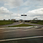 846176 Gezicht op de Europalaan te Utrecht, ter hoogte van het viaduct en de aansluiting van Rijksweg 12.